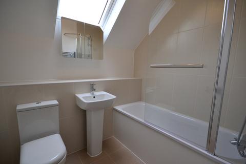 3 bedroom flat to rent, Sterling Gardens, SE14