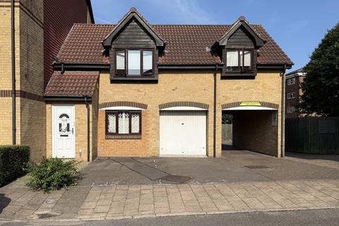 3 bedroom flat to rent, Sterling Gardens, SE14