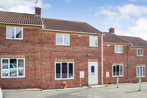 3 bedroom terraced house to rent, Moor Road, Dawley