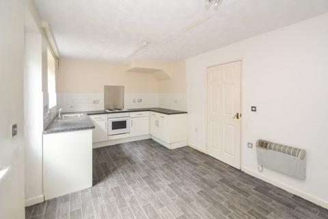 3 bedroom terraced house to rent, Moor Road, Dawley