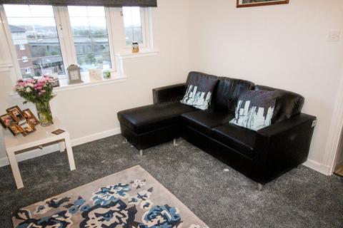 2 bedroom apartment to rent, Burnvale Place, Livingston, EH54