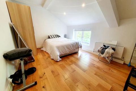 undefined, Burghley road, Kentish Town