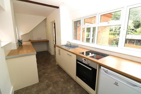 2 bedroom detached house to rent, Moorhurst Lane, Holmwood, Dorking