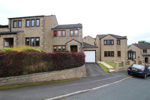 3 bedroom semi-detached house to rent, Pennine Gardens, Linthwaite, Huddersfield, West Yorkshire, HD7