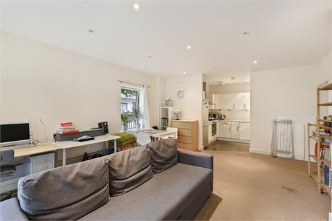 1 bedroom apartment for sale, Rosse Gardens, Desvignes Drive, London, SE13