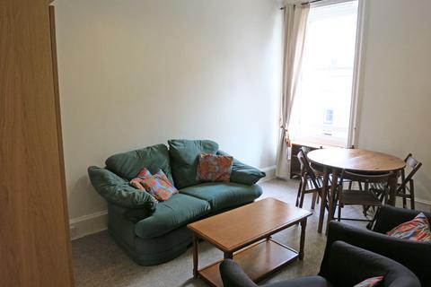 2 bedroom flat to rent, Tay Street, Polwarth, Edinburgh, EH11