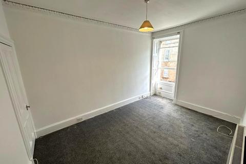 2 bedroom flat to rent, Tay Street, Polwarth, Edinburgh, EH11