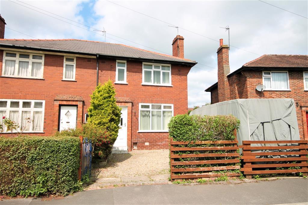 Greenfields Drive, Harrogate, HG2 7BL 3 bed semidetached house £215,000