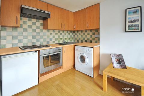 1 bedroom flat to rent, Iverson Road, West Hampstead NW6