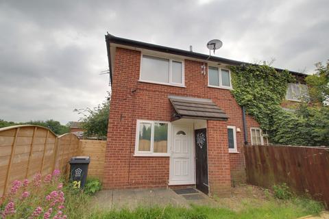 1 bedroom townhouse to rent, Longhurst Close, Leicester