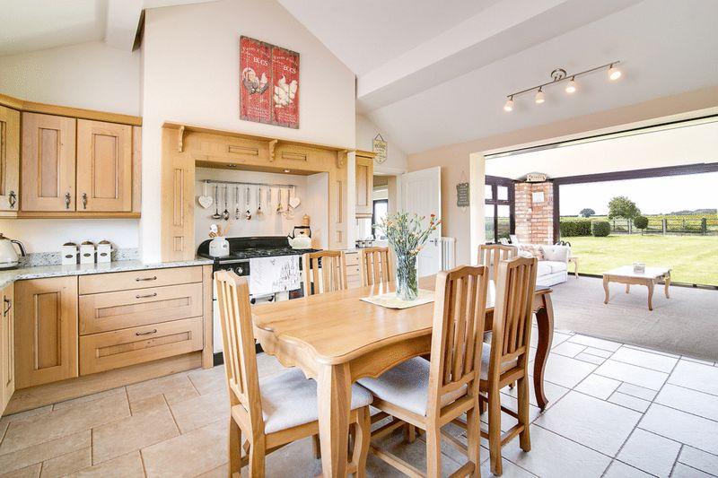 Kitchen to Bungalow