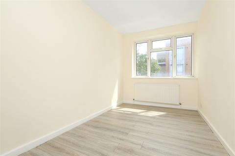 2 bedroom apartment to rent, High Road, Leyton, London, E10