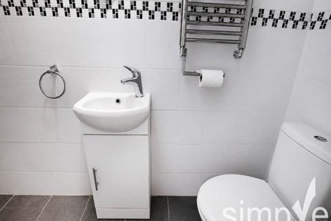 3 bedroom house to rent, Fuller Way, Hayes, Middlesex