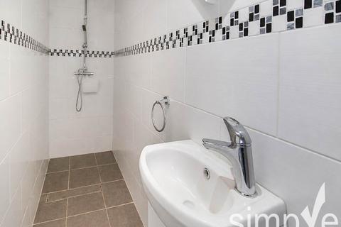 3 bedroom house to rent, Fuller Way, Hayes, Middlesex