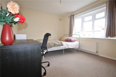 2 bedroom maisonette to rent, Kings Road, Egham, Surrey, TW20