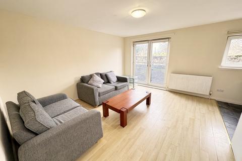 2 bedroom flat to rent - 273 Springburn Road, Fountainwell Grove, G21