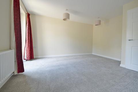 2 bedroom terraced house to rent, Collingwood Way, Petersfield, GU31