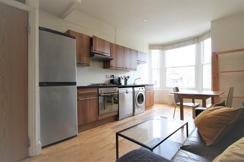 2 bedroom flat to rent, St Johns Grove, Archway, N19