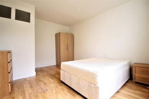 2 bedroom flat to rent, St Johns Grove, Archway, N19