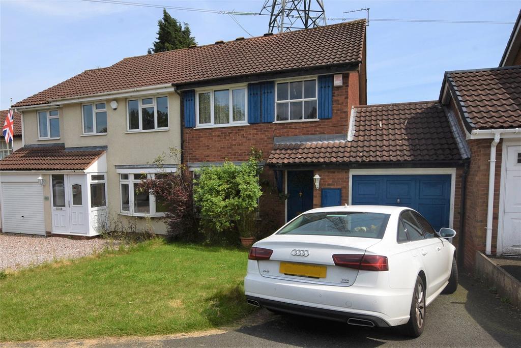 Stanmore Grove, Halesowen, West Midlands, B62 3 bed semidetached house