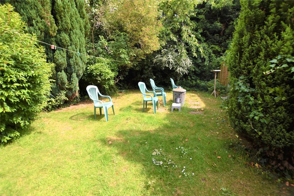 Stanmore Grove, Halesowen, West Midlands, B62 3 bed semidetached house