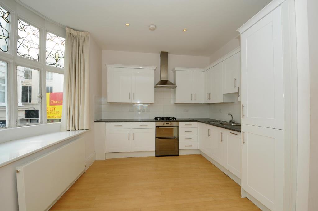Kitchen/Reception