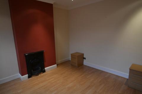 2 bedroom apartment to rent, Western Road, Leicester LE3