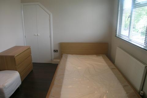 1 bedroom apartment to rent, Blackbird Hill Neasden