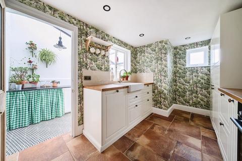 35 Church Road, Alphington, Exeter, EX2 8SJ