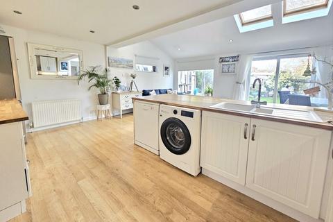 4 bedroom link detached house for sale, Fitzwilliam Avenue, Hill Head, PO14