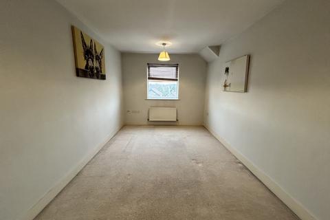 2 bedroom apartment to rent, Warmely , Bristol BS30