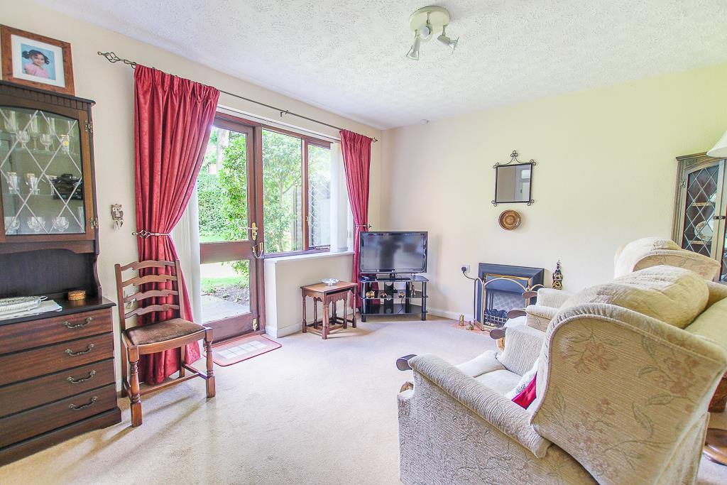 Brookdale Court, Sherwood Dales, Nottingham 2 bed £110,000