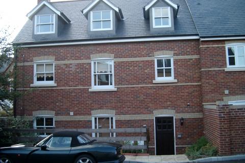2 bedroom flat to rent, Parr Street, POOLE BH14