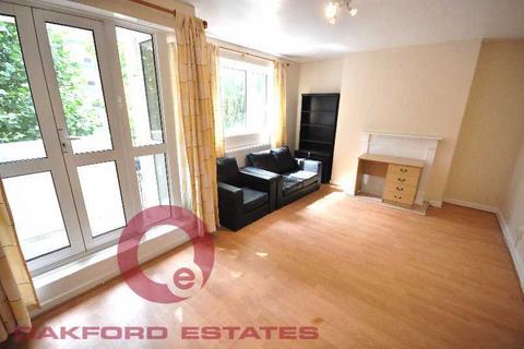 4 bedroom flat to rent, Albany Street, Euston, London NW1