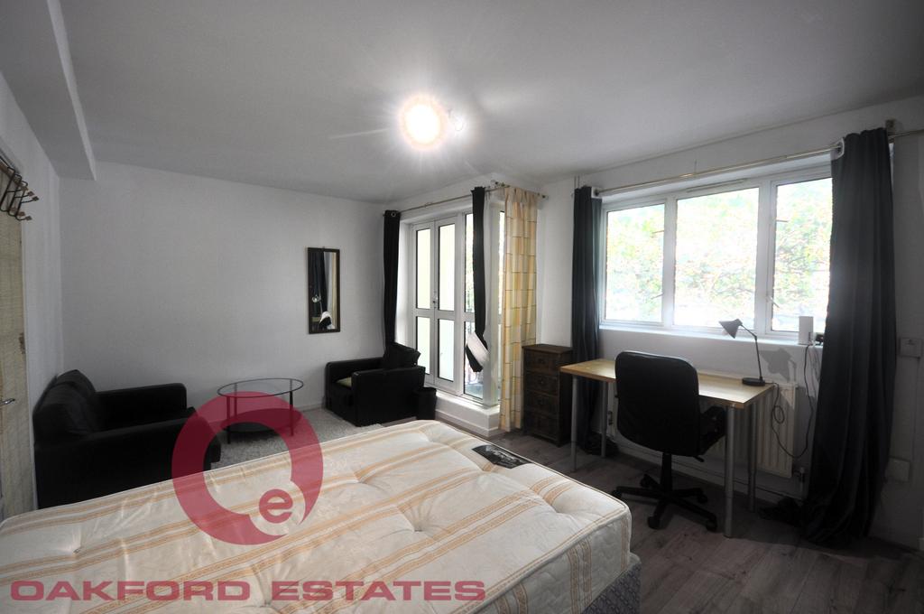 Apartment in Euston - View 2