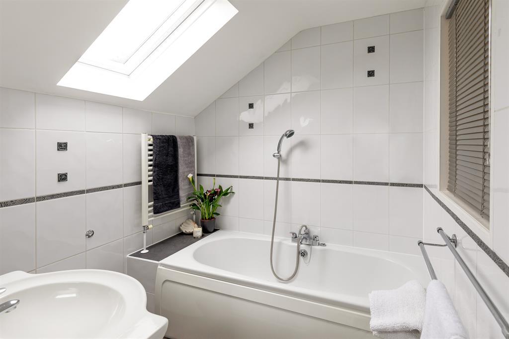 Julians Road, Stevenage Old Town, SG1 3EU 5 bed detached house for sale