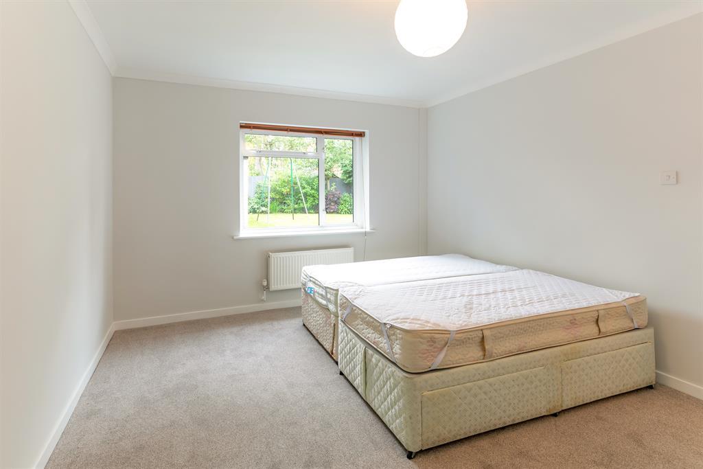Julians Road, Stevenage Old Town, SG1 3EU 5 bed detached house £775,000