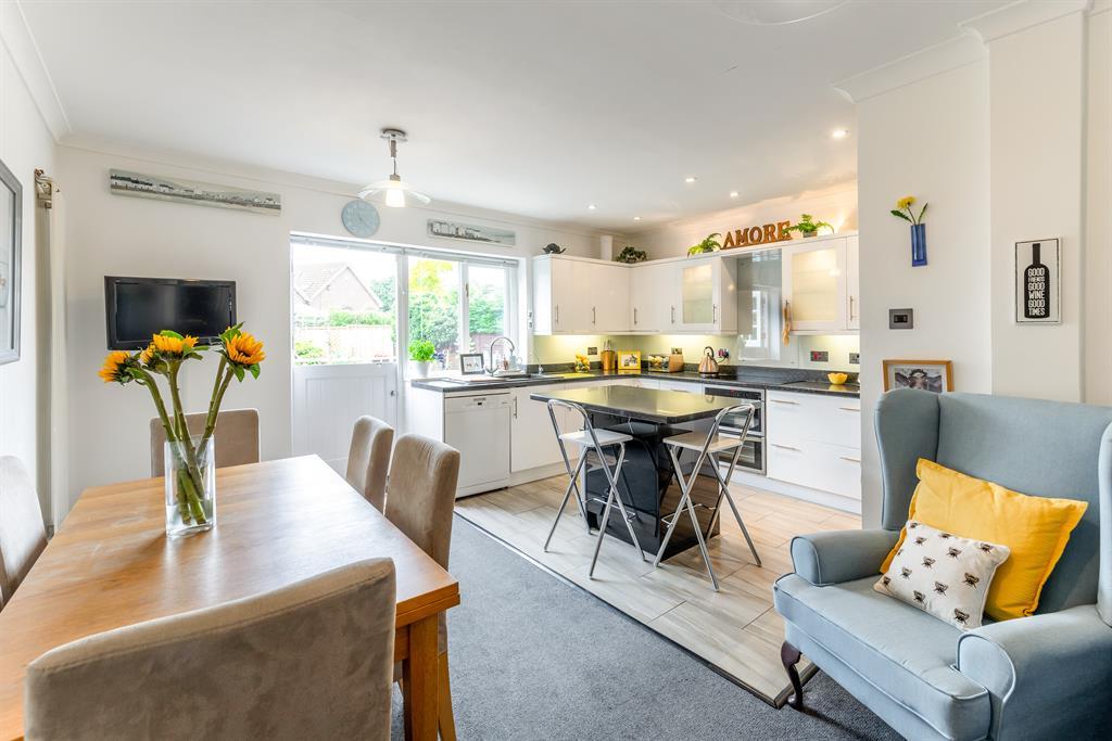 Julians Road, Stevenage Old Town, SG1 3EU 5 bed detached house £775,000