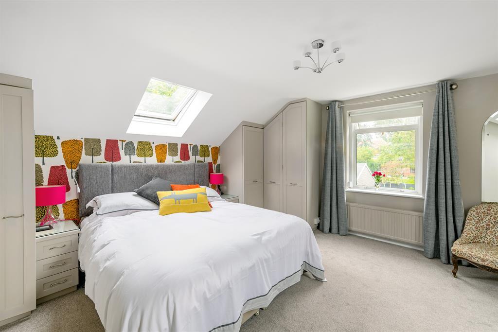 Julians Road, Stevenage Old Town, SG1 3EU 5 bed detached house £775,000