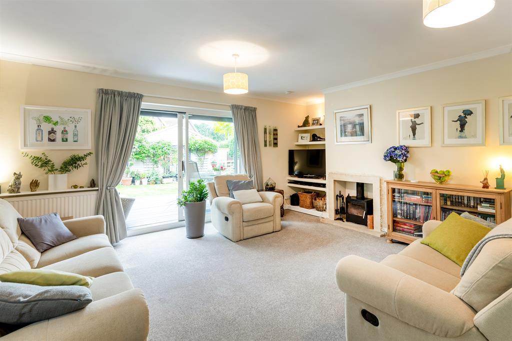 Julians Road, Stevenage Old Town, SG1 3EU 5 bed detached house £775,000