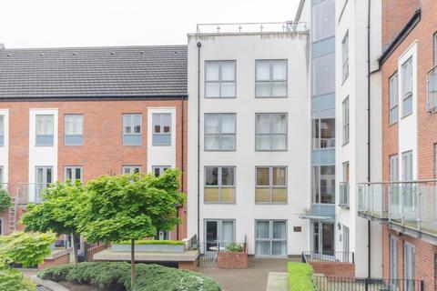 2 bedroom apartment to rent - CORDWAINERS COURT, HUNGATE, YORK, YO1 7NE