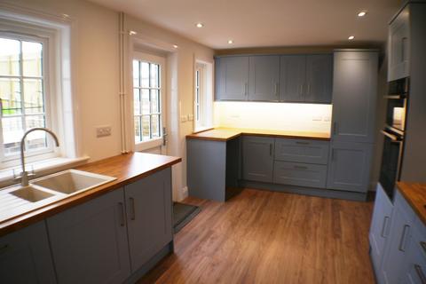 2 bedroom semi-detached house to rent, Sixpenny Handley