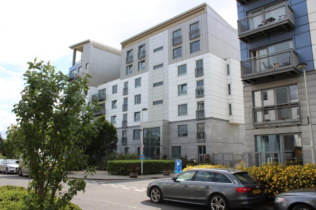 Western Harbour Midway, Newhaven, Edinburgh, EH6 2 bed flat £1,150