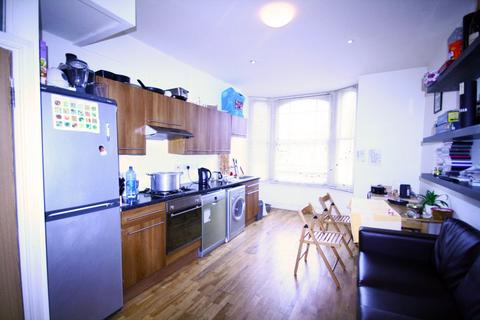 2 bedroom flat to rent, St Johns Grove, Archway