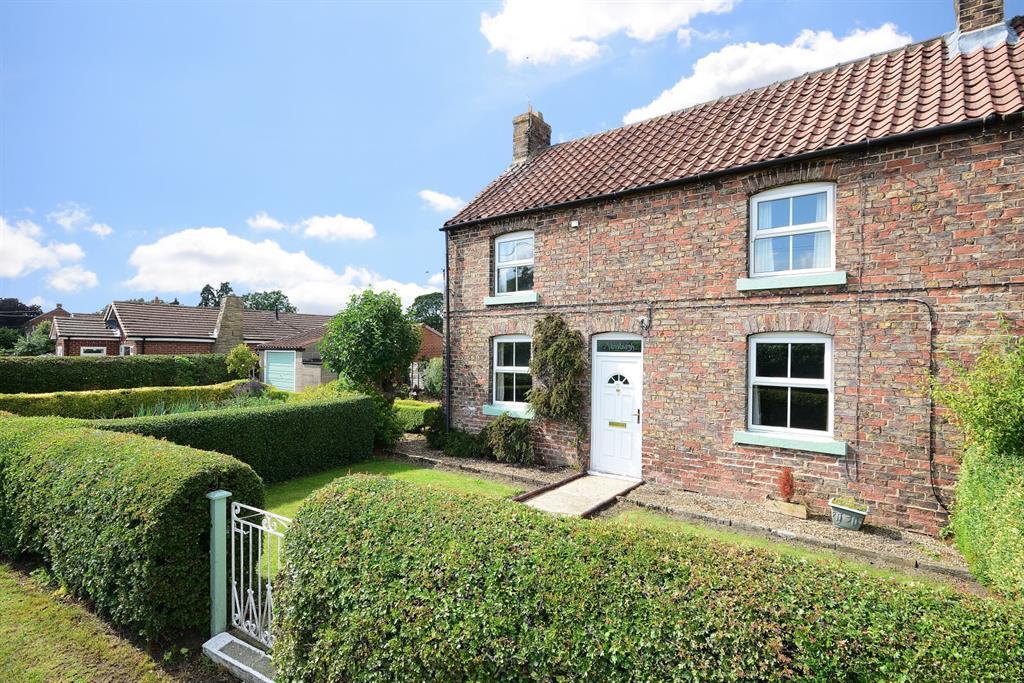 Upsall Road, South Kilvington, Thirsk, YO7 2NQ 2 bed semidetached
