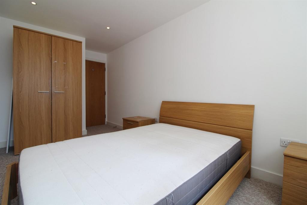 Bedroom+1