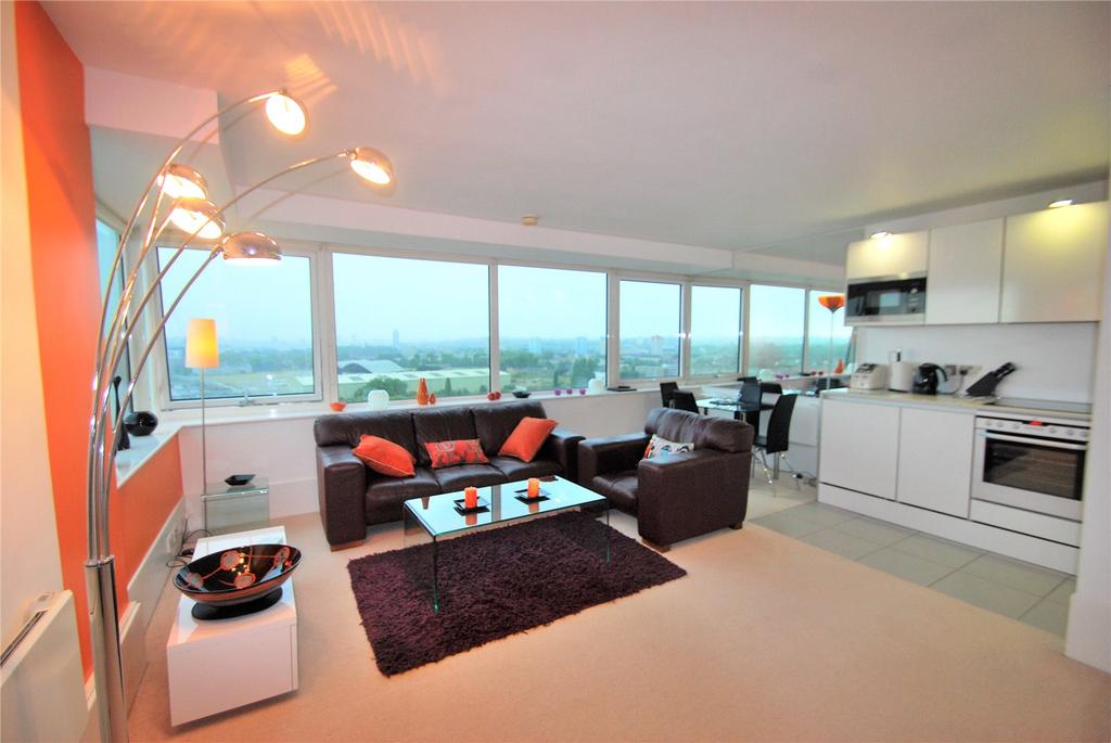 Aragon Tower, Beard Road, London, SE8 2 bed duplex £1,710 pcm