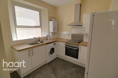 1 bedroom in a house share to rent, Chepstow Road, Newport