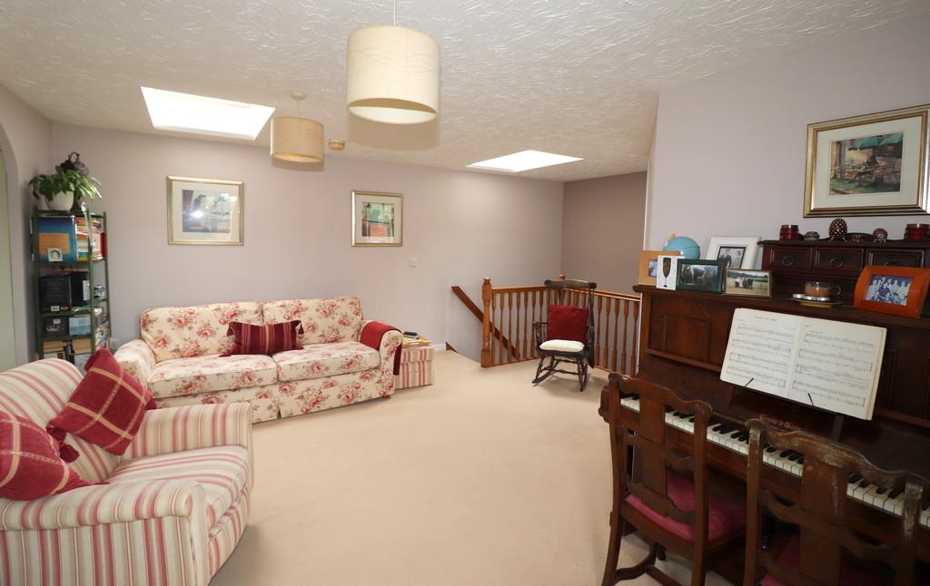 Mountserrat Road, The Oakalls, Bromsgrove 1 bed apartment £650 pcm (£150 pw)