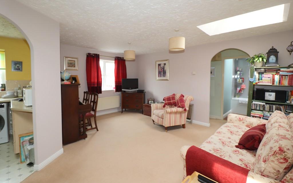 Mountserrat Road, The Oakalls, Bromsgrove 1 bed apartment £650 pcm (£